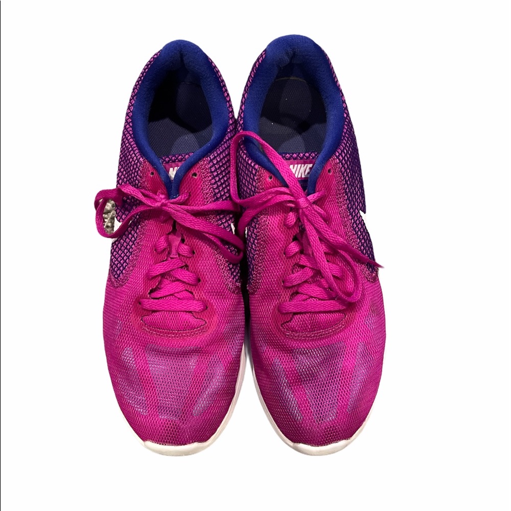 Nike Revolution 3